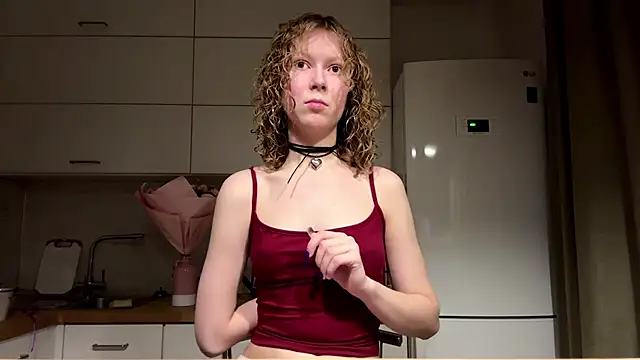 ElfriedaZwack online show from 01/11/26, 03:17