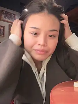 Toffee-00 online show from 12/21/25, 08:21