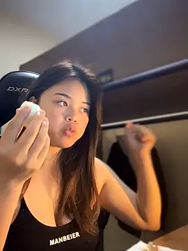 Snapshot of Toffee-00 chatting on 03/15/26, 06:30 Toffee-00 online show from 03/15/26, 06:30