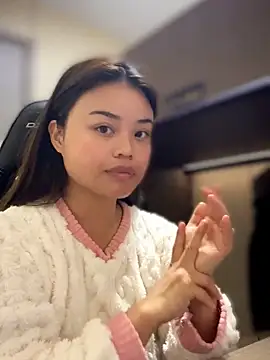 Snapshot of Toffee-00 chatting on 03/21/26, 09:03 Toffee-00 online show from 03/21/26, 09:03