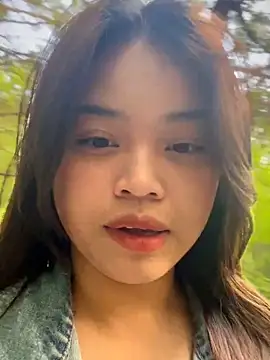 Snapshot of Toffee-00 chatting on 04/18/26, 09:35 Toffee-00 online show from 04/18/26, 09:35