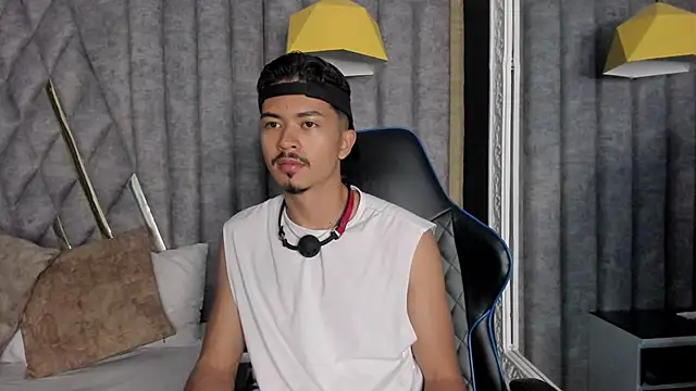 NicolaiKarav online show from 12/02/25, 11:15