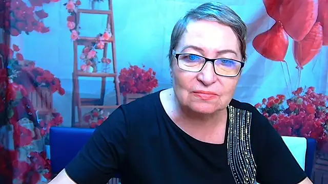 Snapshot of OlgaLuck chatting on 03/27/26, 06:19 OlgaLuck online show from 03/27/26, 06:19