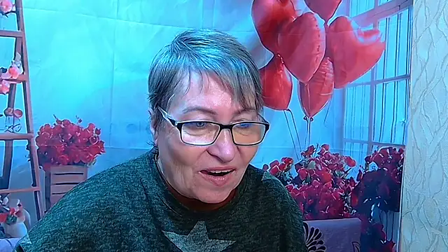 Snapshot of OlgaLuck chatting on 04/17/26, 05:32 OlgaLuck online show from 04/17/26, 05:32