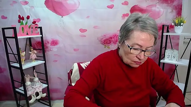 Snapshot of OlgaLuck chatting on 04/28/26, 05:12 OlgaLuck online show from 04/28/26, 05:12