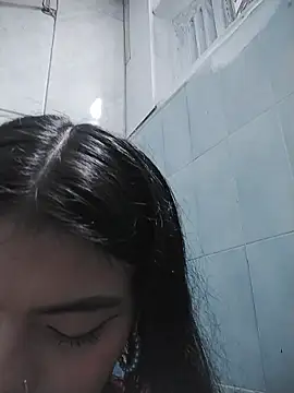 Snapshot of NIKIBUNNY chatting on 03/18/26, 12:30 NIKIBUNNY online show from 03/18/26, 12:30