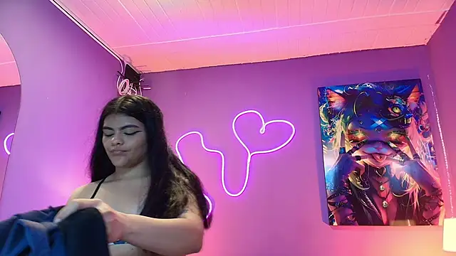 Snapshot of NIKIBUNNY chatting on 04/08/26, 12:05 NIKIBUNNY online show from 04/08/26, 12:05