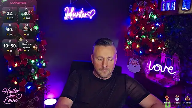 Snapshot of Hunter_Fl chatting on 12/17/25, 04:13 Hunter Fl online show from 12/17/25, 04:13