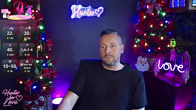 Snapshot of Hunter_Fl chatting on 12/21/25, 10:44 Hunter Fl online show from 12/21/25, 10:44