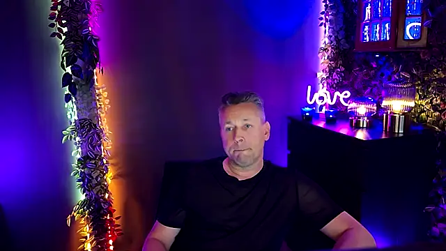 Snapshot of Hunter_Fl chatting on 04/11/26, 05:28 Hunter Fl online show from 04/11/26, 05:28