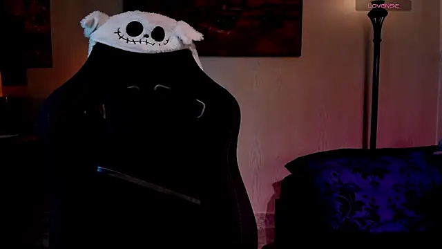 Snapshot of aress_damon chatting on 03/22/26, 11:08 aress damon online show from 03/22/26, 11:08