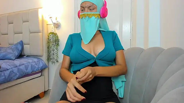 Dalia hatemm online show from 02/04/26, 10:26