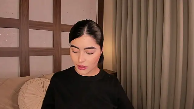 Snapshot of SarhaVega chatting on 03/07/26, 12:24 SarhaVega online show from 03/07/26, 12:24