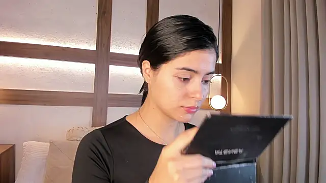 Snapshot of SarhaVega chatting on 03/28/26, 12:49 SarhaVega online show from 03/28/26, 12:49