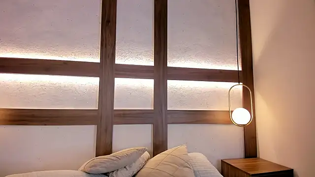 Snapshot of SarhaVega chatting on 04/18/26, 07:07 SarhaVega online show from 04/18/26, 07:07