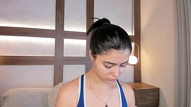 Snapshot of SarhaVega chatting on 04/20/26, 01:47 SarhaVega online show from 04/20/26, 01:47