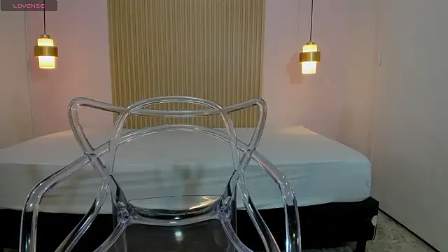 Snapshot of Izelevans chatting on 03/14/26, 01:38 Izelevans online show from 03/14/26, 01:38