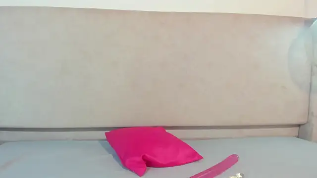 Snapshot of Izelevans chatting on 03/17/26, 11:02 Izelevans online show from 03/17/26, 11:02