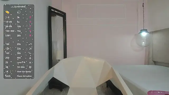 Snapshot of Izelevans chatting on 03/27/26, 11:43 Izelevans online show from 03/27/26, 11:43