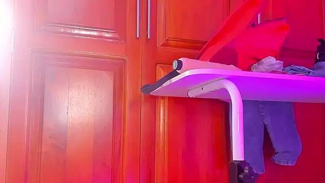 Snapshot of ValeryTs1 chatting on 11/24/25, 06:40 ValeryTs1 online show from 11/24/25, 06:40