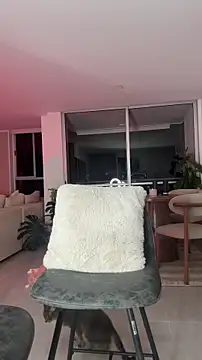 Snapshot of Valenthino_Salvatore chatting on 01/18/26, 02:37 Valenthino Salvatore online show from 01/18/26, 02:37