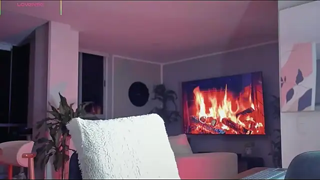 Snapshot of Valenthino_Salvatore chatting on 02/08/26, 02:15 Valenthino Salvatore online show from 02/08/26, 02:15