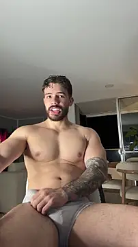 Snapshot of Valenthino_Salvatore chatting on 03/19/26, 03:43 Valenthino Salvatore online show from 03/19/26, 03:43