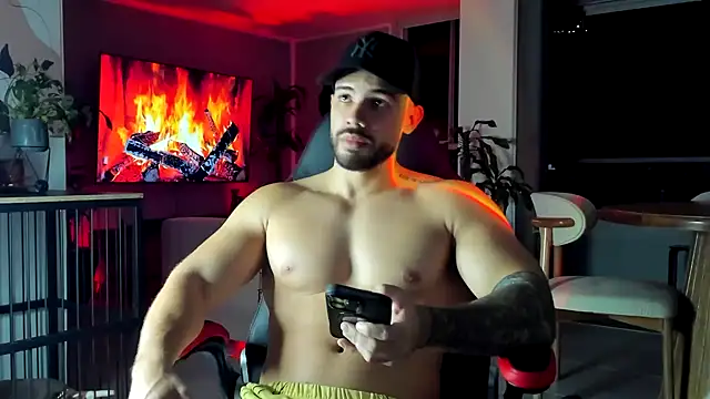 Valenthino Salvatore online show from 05/30/26, 01:14