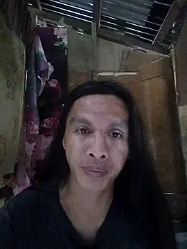 Snapshot of lovelycarla32 chatting on 12/01/25, 07:13 lovelycarla32 online show from 12/01/25, 07:13