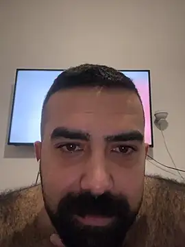 Snapshot of Ali2413 chatting on 01/09/26, 05:59 Ali2413 online show from 01/09/26, 05:59