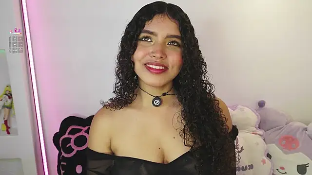 Snapshot of EloiseSweetxx chatting on 04/12/26, 12:54 EloiseSweetxx online show from 04/12/26, 12:54