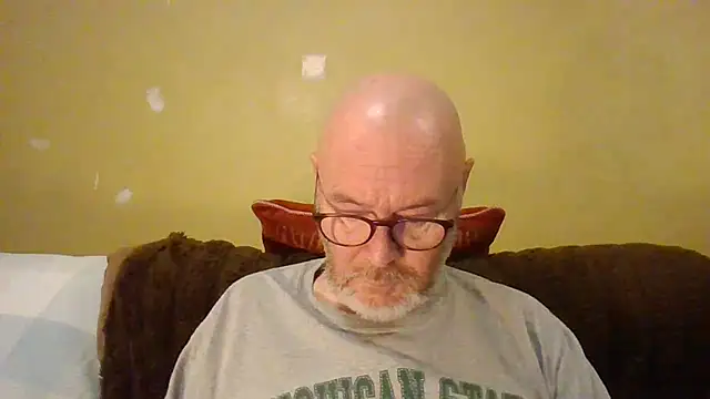 Snapshot of dextahex chatting on 11/27/25, 06:21 dextahex online show from 11/27/25, 06:21