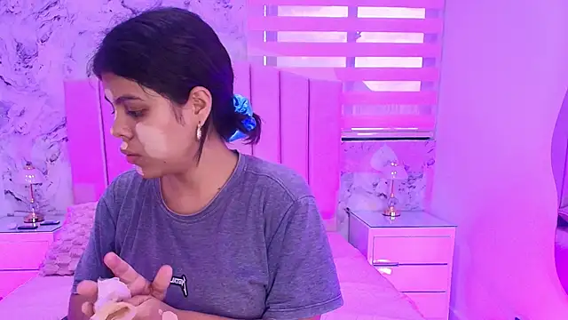 Snapshot of katsumi_yan chatting on 12/01/25, 07:08 katsumi yan online show from 12/01/25, 07:08