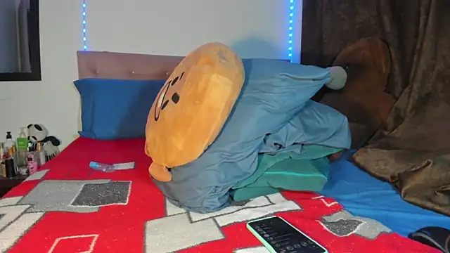 Snapshot of exotis_tiahara777 chatting on 03/21/26, 08:19 exotis tiahara777 online show from 03/21/26, 08:19