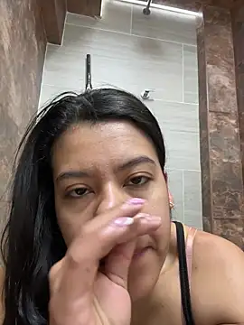 daniistar1 online show from 01/14/26, 02:12