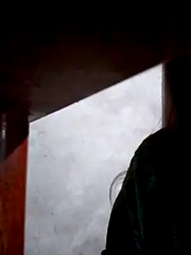 Snapshot of One-two22 chatting on 11/24/25, 10:48 One-two22 online show from 11/24/25, 10:48