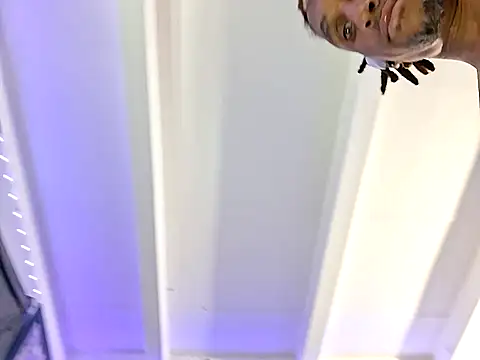 MTheRealrDLlongCrippler online show from 04/01/26, 03:29