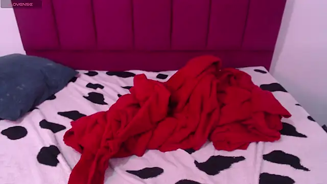 Tinyy Star online show from 12/04/25, 04:11