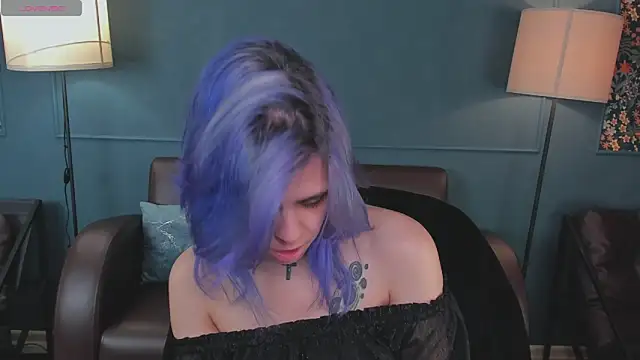 Snapshot of LiraBelle chatting on 03/24/26, 03:11 LiraBelle online show from 03/24/26, 03:11