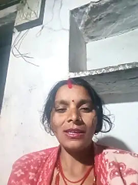 Snapshot of Hot-qwe chatting on 12/02/25, 04:02 Hot-qwe online show from 12/02/25, 04:02