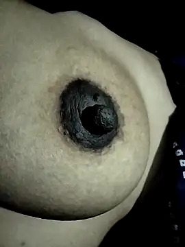 Snapshot of Daily_lust chatting on 12/17/25, 07:09 Daily lust online show from 12/17/25, 07:09