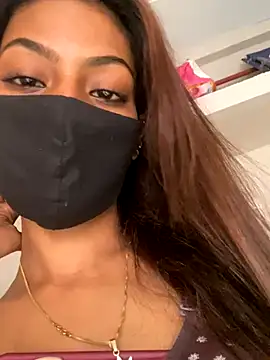 Snapshot of LOVELY_BABYJI chatting on 11/25/25, 10:59 LOVELY BABYJI online show from 11/25/25, 10:59