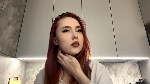 Snapshot of DaphineMckoy chatting on 12/01/25, 08:19 DaphineMckoy online show from 12/01/25, 08:19