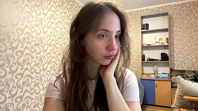 ChandaApplin online show from 01/17/26, 11:37
