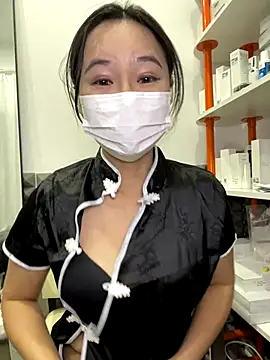 Snapshot of shd3488 chatting on 12/17/25, 05:57 shd3488 online show from 12/17/25, 05:57