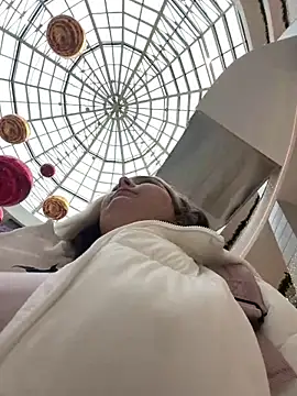 KateBurlesk online show from 12/15/25, 09:13