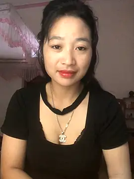 Lponeo029 online show from 12/04/25, 01:15