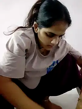 Snapshot of Hot_hania chatting on 11/29/25, 02:36 Hot hania online show from 11/29/25, 02:36