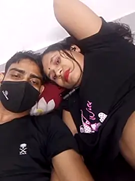 Snapshot of Js_creator chatting on 04/15/26, 05:09 Js creator online show from 04/15/26, 05:09