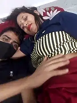 Snapshot of Js_creator chatting on 04/19/26, 06:54 Js creator online show from 04/19/26, 06:54